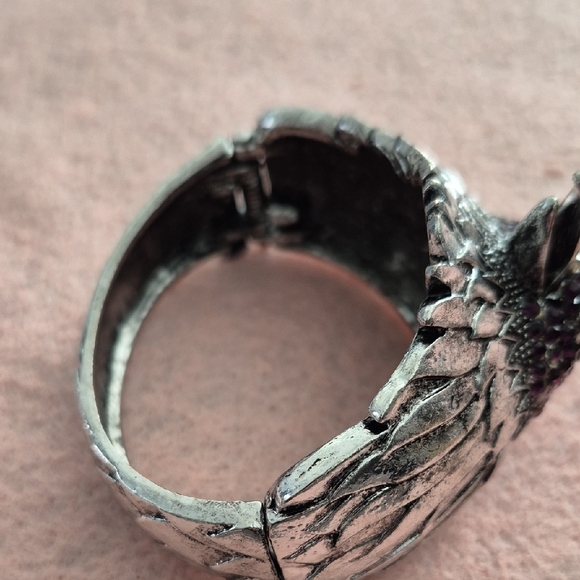 Silver Eagle Bangle Bracelet with Pink/Purple 💜 Rhinestone Head - Picture 9 of 11